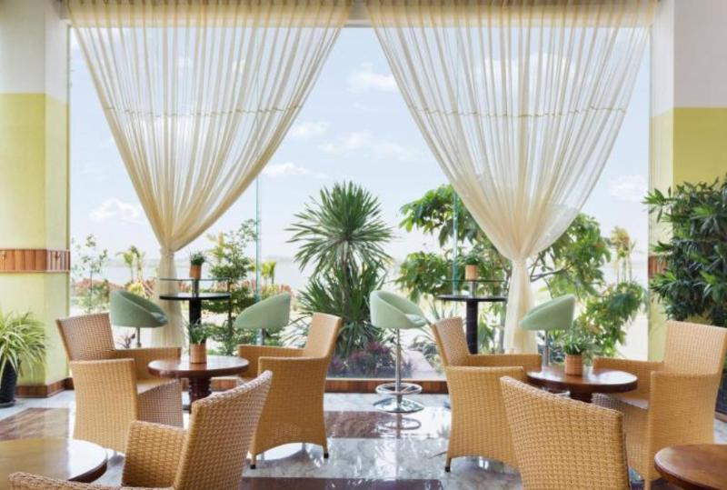 High Sky Hotel Phnom Penh Exterior photo